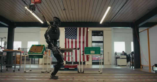 “战争机器”Foundation工厂揭秘：，摆线技术与量产野心的博弈