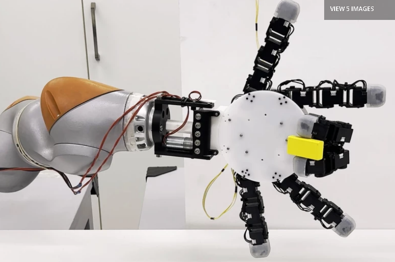 革命性可逆机器人灵巧手问世：可脱离手臂自主爬行，灵巧度超越人类双手